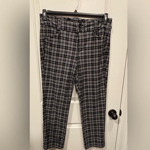 Black and Gray High-Waisted Plaid Trousers - Picture 3 of 4